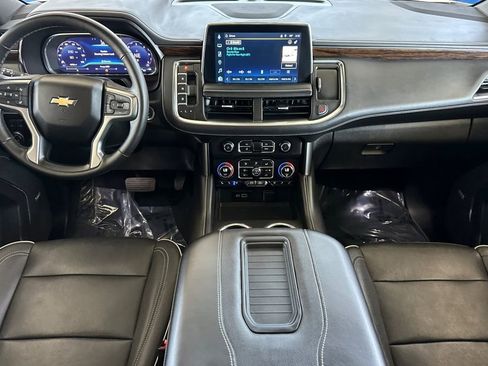 Used 2023 Chevrolet Tahoe Premier AWD/4WD image 14