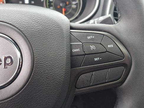 Certified 2022 Jeep Cherokee Trailhawk w/ Sun, Sound & Nav Group image 23