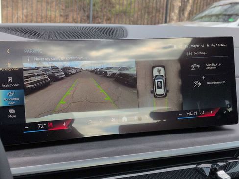 New 2026 BMW X5 xDrive50e w/ M Sport Package image 32