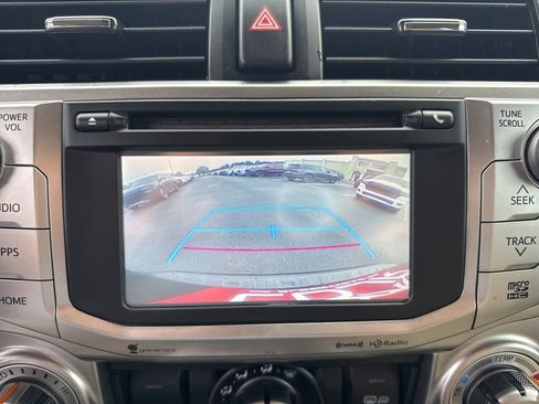 Used 2018 Toyota 4Runner SR5 Premium RWD image 38