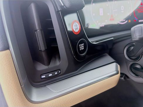 New 2026 Porsche Cayenne image 11