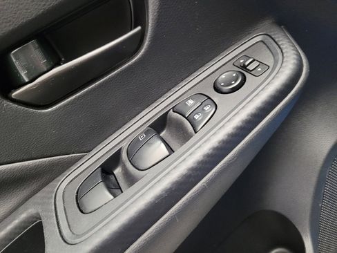 Used 2024 Nissan Versa S w/ S Plus Package FWD image 27