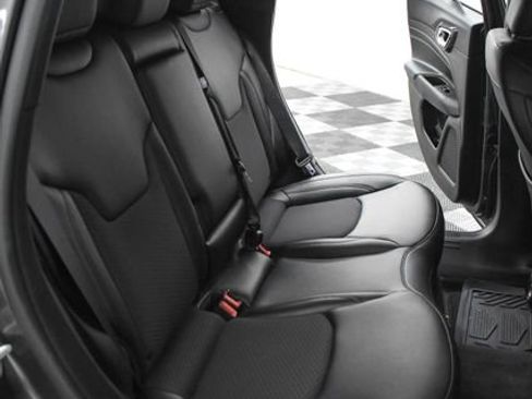 Used 2022 Jeep Compass Altitude image 24