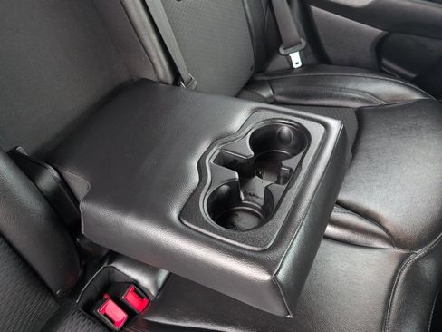 Used 2023 Jeep Compass Latitude w/ Convenience Group image 15