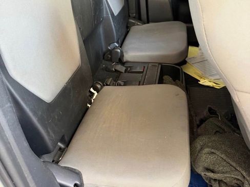 Used 2019 Toyota Tacoma SR w/ SX Package image 6