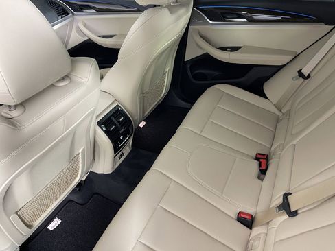 Used 2021 BMW X3 xDrive30e image 35