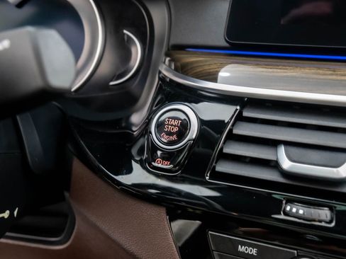 Used 2018 BMW 540i xDrive image 18