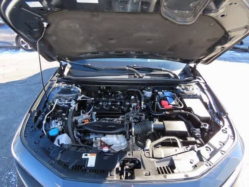 Certified 2023 Honda Accord EX image 9