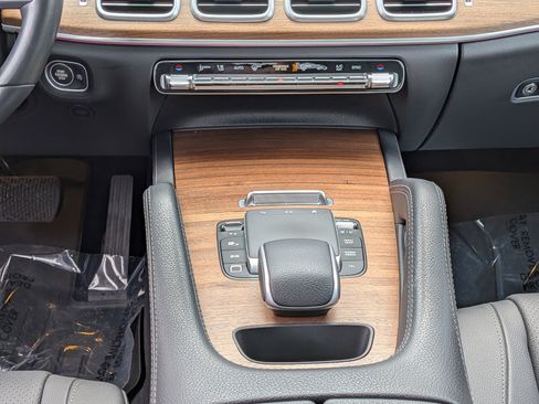 Used 2025 Mercedes-Benz GLE 450 4MATIC image 21