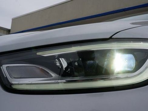 Used 2024 Chrysler Pacifica Touring-L image 67