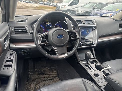 Used 2018 Subaru Outback 3.6R Limited image 10