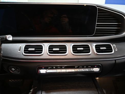 Used 2021 Mercedes-Benz GLE 350 4MATIC image 22