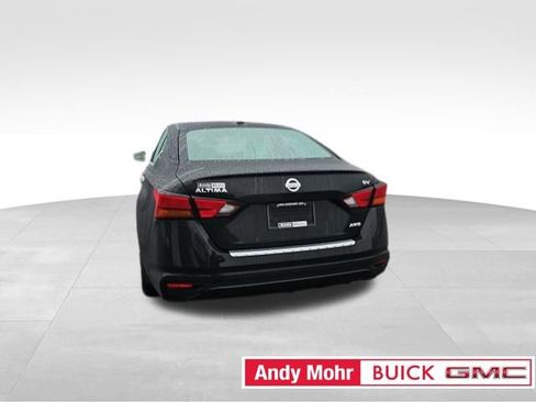 Used 2022 Nissan Altima 2.5 SV image 16