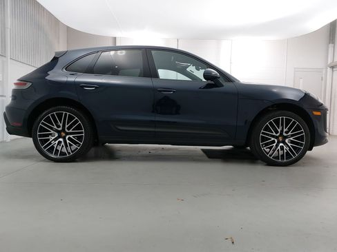 Used 2022 Porsche Macan image 8