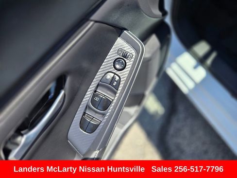 Used 2025 Nissan Sentra SV FWD image 21