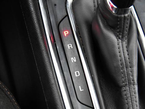 Used 2019 Chevrolet Traverse LT w/ LPO, Floor Liner Package image 26