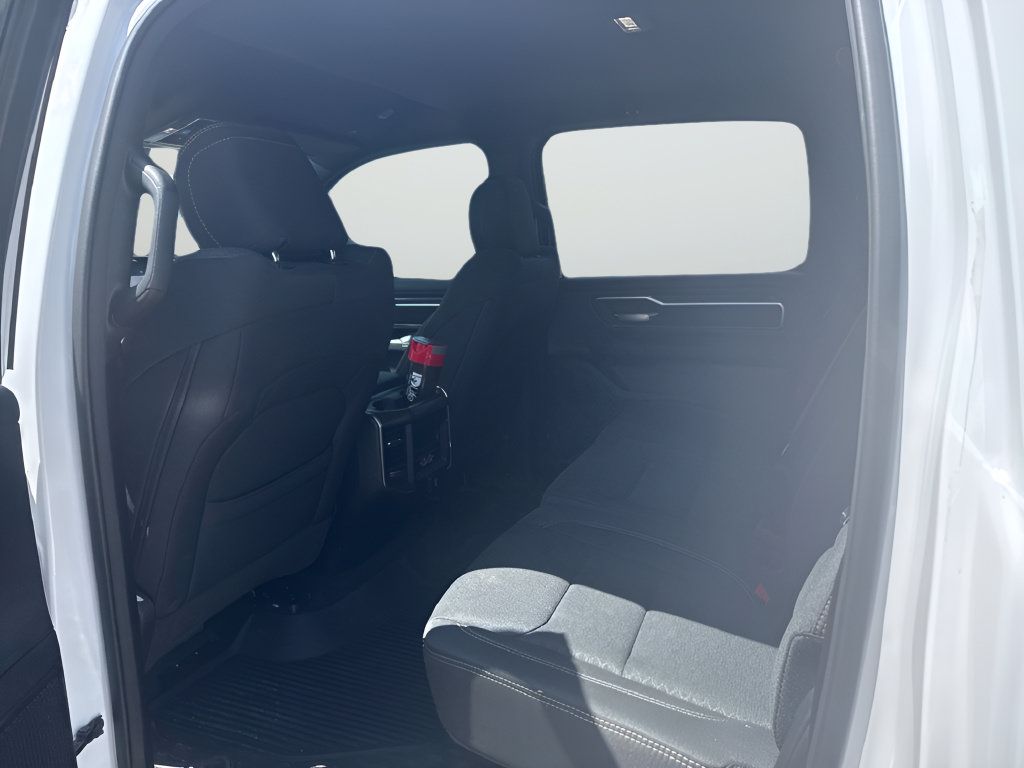 Used 2025 RAM 1500 Big Horn AWD/4WD image 8