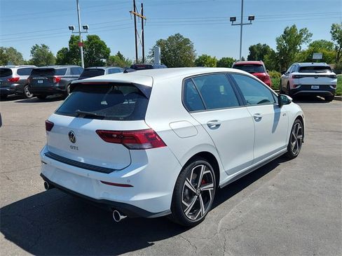 New 2025 Volkswagen GTI SE image 3