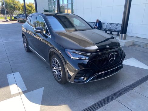 Used 2023 Mercedes-Benz EQE 350+ SUV image 4