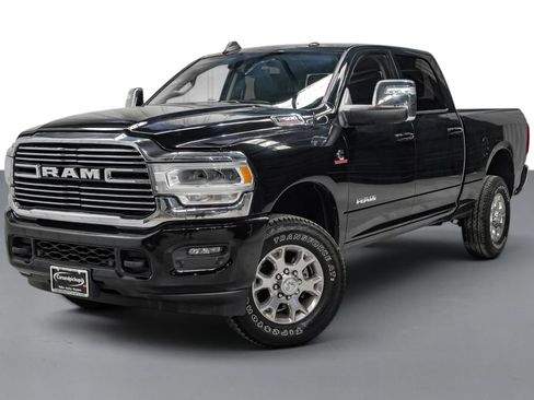 Used 2024 RAM 2500 Laramie w/ Safety Group AWD/4WD image 4