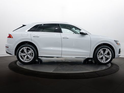 Certified 2023 Audi Q8 Premium Plus w/ Premium Plus Package AWD/4WD image 3