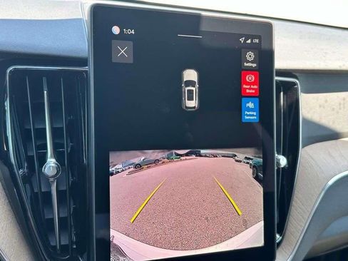 New 2026 Volvo XC60 B5 Core AWD/4WD image 11