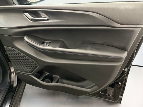 Used 2023 Jeep Grand Cherokee L Laredo AWD/4WD image 34