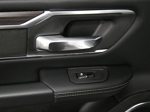 Used 2026 RAM 1500 Laramie AWD/4WD image 21