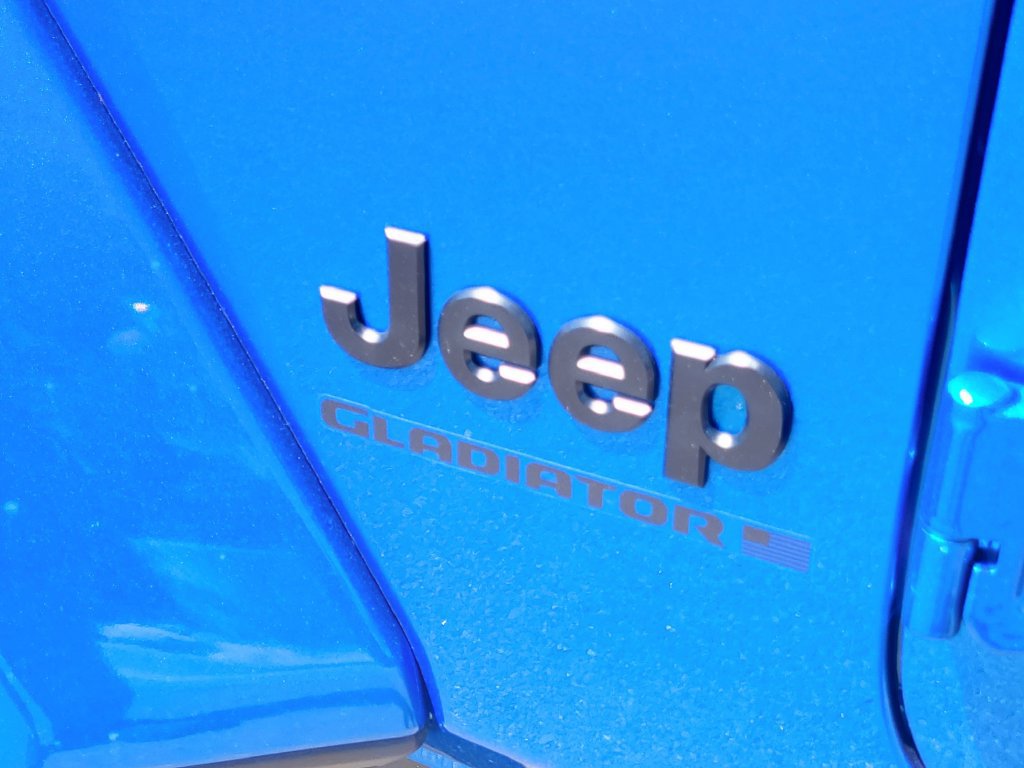 New 2026 Jeep Gladiator Sport AWD/4WD image 11
