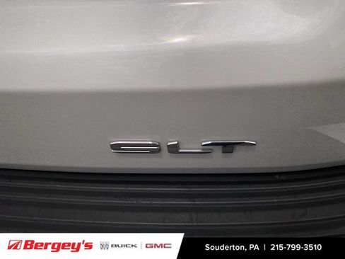 Used 2022 GMC Yukon XL SLT w/ SLT Premium Package AWD/4WD image 36