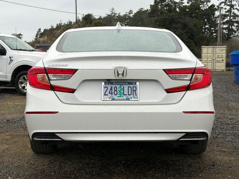 Used 2018 Honda Accord LX image 6