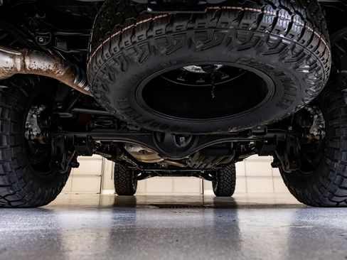 Used 2025 Toyota Tacoma TRD Pro AWD/4WD image 15
