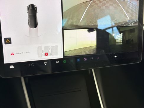 Used 2018 Tesla Model 3 Long Range AWD/4WD image 26