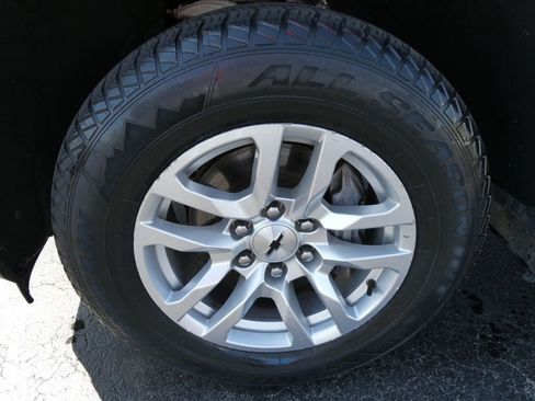 Certified 2019 Chevrolet Silverado 1500 RST AWD/4WD image 11