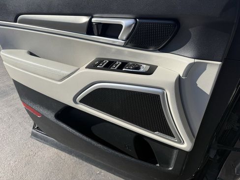 Used 2020 Kia Telluride S image 24