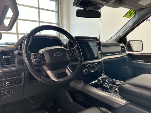 Used 2022 Ford F150 Lariat image 10