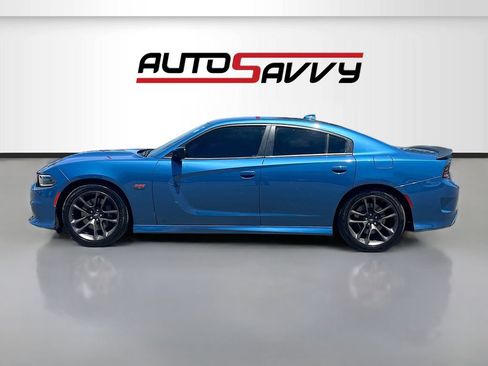 Used 2022 Dodge Charger Scat Pack RWD image 4