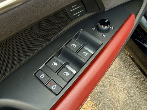 Used 2024 Audi RS e-tron GT w/ Carbon Performance Package image 15