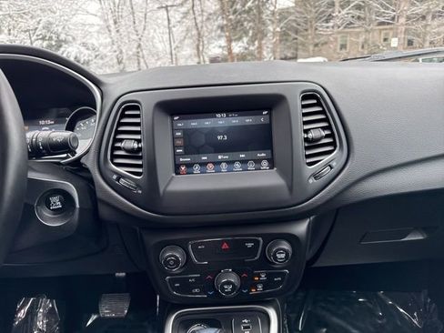 Used 2021 Jeep Compass Latitude w/ Convenience Group image 17