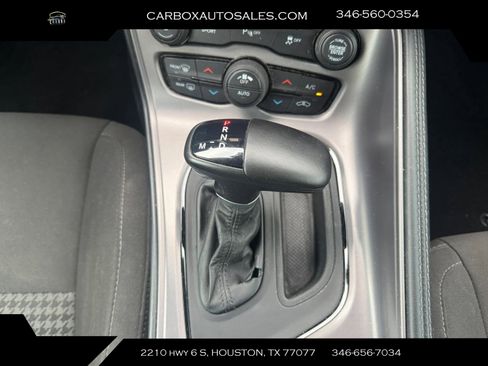 Used 2023 Dodge Challenger R/T image 14