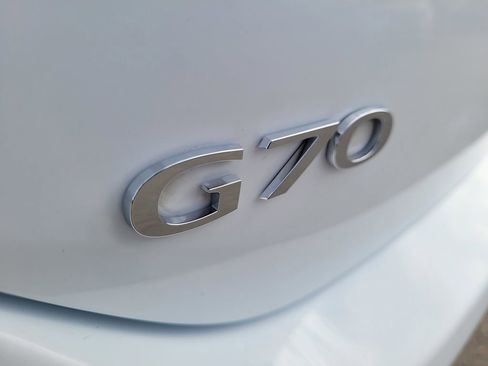 Used 2023 Genesis G70 2.0T image 28