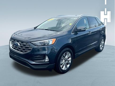 Used 2024 Ford Edge Titanium AWD/4WD image 3