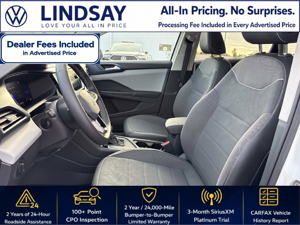 Used 2023 Volkswagen Taos SE w/ Panoramic Sunroof Package FWD image 11