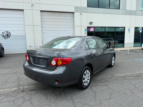 Used 2009 Toyota Corolla LE FWD image 3