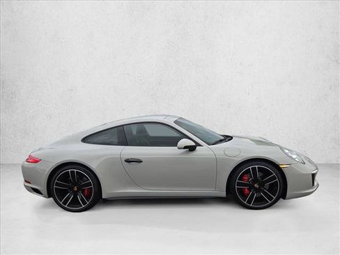 Used 2019 Porsche 911 Carrera 4S AWD/4WD image 4