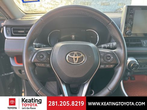 Used 2020 Toyota RAV4 Adventure image 14