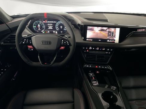 New 2026 Audi RS e-tron GT performance image 27