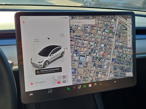 Used 2022 Tesla Model 3 Long Range AWD/4WD image 19
