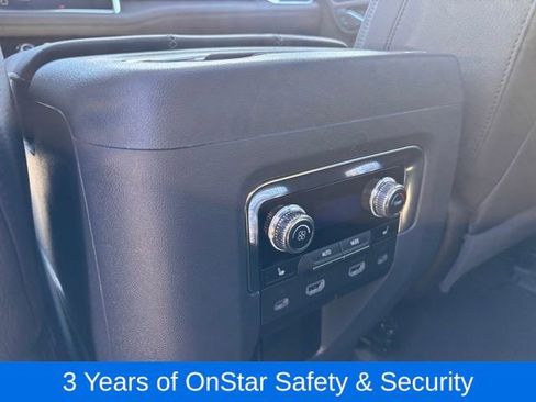 Used 2023 GMC Yukon Denali w/ Advanced Technology Package AWD/4WD image 14