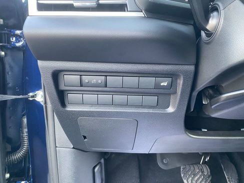 New 2025 Mitsubishi Outlander SE image 14